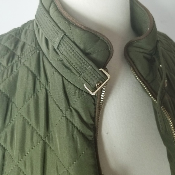 3/$30. Shine Star Vest - Picture 3 of 7